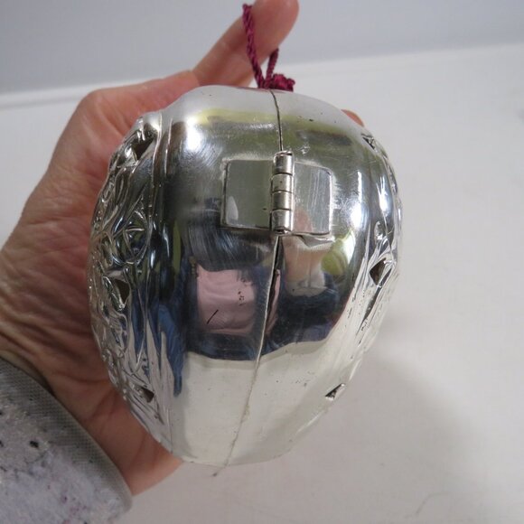 Silver plated pomander (refillable sachet) make closet or drawer smell good - Picture 2 of 15